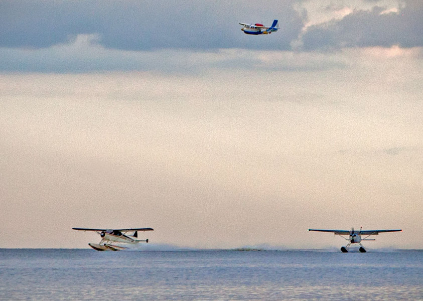 Weidemann-4669-3-Water-Planes-OSH-15_MG_1412-MOD-WEB.jpg