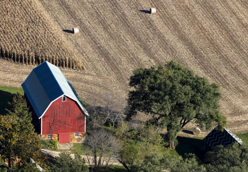 Weid 4735 Barn KP Sprng Valley Rd_MG_7243 MOD_1.jpg