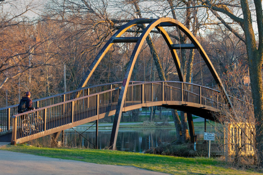 Weidemann 4778 Tenney Steel arch bridge_MG_4283.jpg