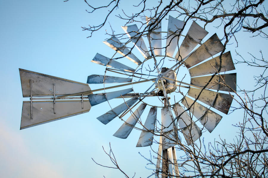 Weidemann 4778 Windmill Albany_MG_3550 Perfect Portrait.jpg