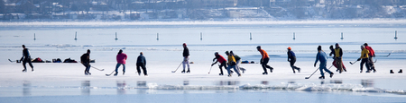 Hockey on Ice Monona 