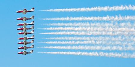 Weidemann-4716-Snowbirds_MG_3449-WEB.gif