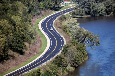Weidemann-4716-Hwy-60-Boscobel_MG_2233-WEB.gif