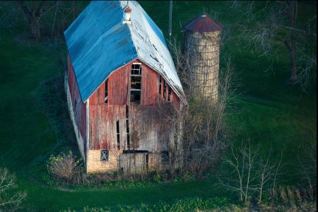 Weidemann-4716-Barn-N-Bl-Mnds_MG_3013-WEB-.gif