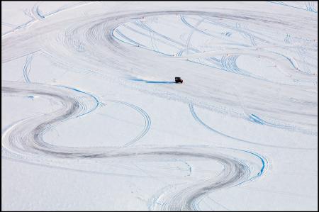 Weidemann-4735-Fun-Ice-Lk-WI_MG_3693-WEB.gif