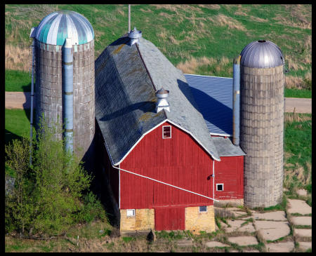 Weidemann 4744 Barn Silos Arena_MG_9362 ICE.jpg
